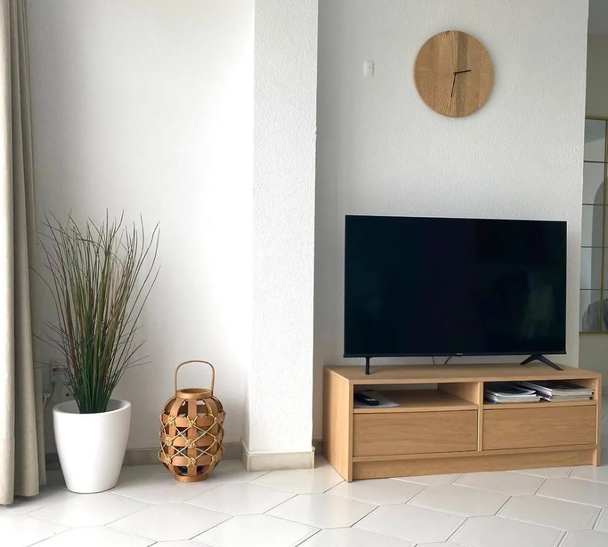 Beach Front Apartment Miraflores Sitio de Calahonda