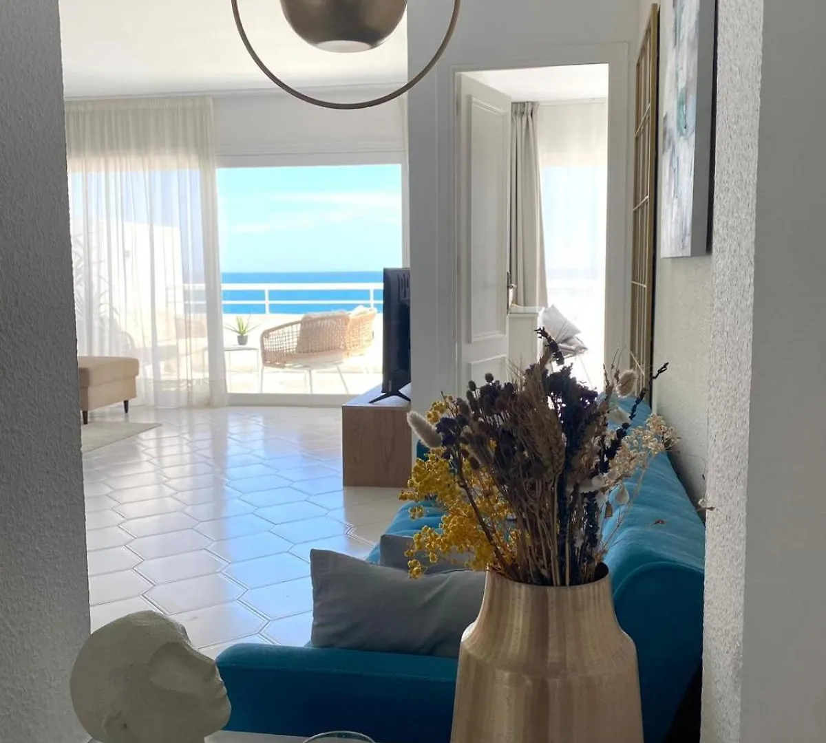 Beach Front Apartment Miraflores Sitio de Calahonda Spain